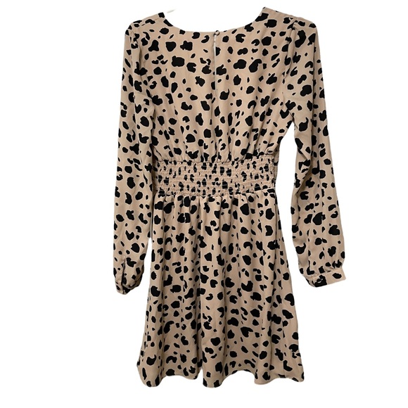 Socialite Cheetah Print Dress - Picture 3 of 8
